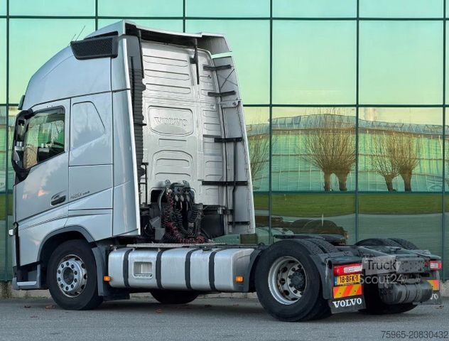 Standardní tahač VOLVO FH 13.420 EURO 6 ONLY 570.000 KM FULL AIR 2X TAN