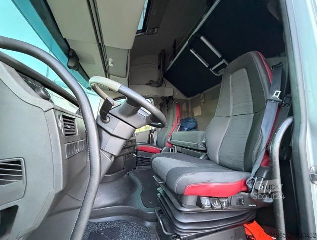 Standardní tahač VOLVO FH 13.420 EURO 6 ONLY 570.000 KM FULL AIR 2X TAN