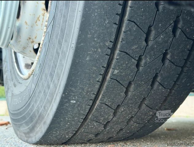 Standardní tahač VOLVO FH 13.420 EURO 6 ONLY 570.000 KM FULL AIR 2X TAN