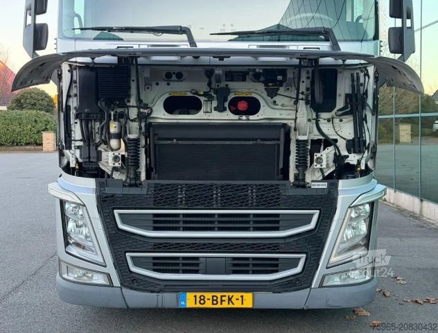 Standardní tahač VOLVO FH 13.420 EURO 6 ONLY 570.000 KM FULL AIR 2X TAN
