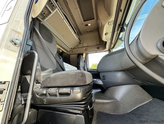 Camion frigorifique DAF XF 460 SSC ONLY 636.000 KM TAIL LIFT 24 CC + 26