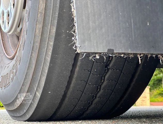 Camion frigorifique DAF XF 460 SSC ONLY 636.000 KM TAIL LIFT 24 CC + 26