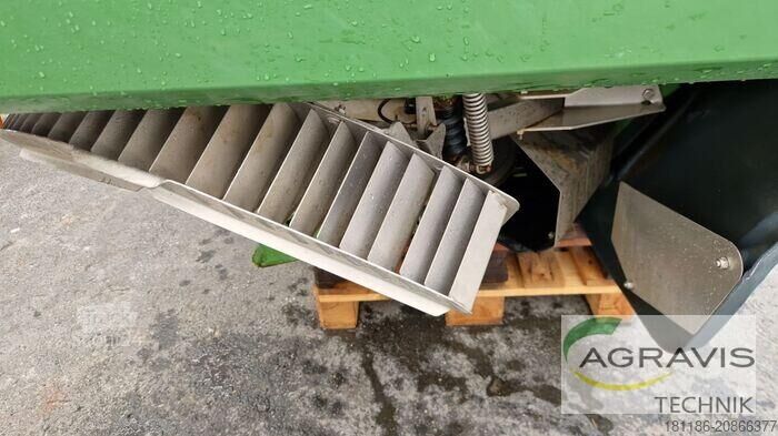Fertilizer spreader Amazone ZA-M 2501