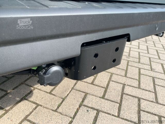 Furgon blaszak Renault Trafic KOMFORT L2H1 BLUE dCi 130 KAMERA+PDC+LED