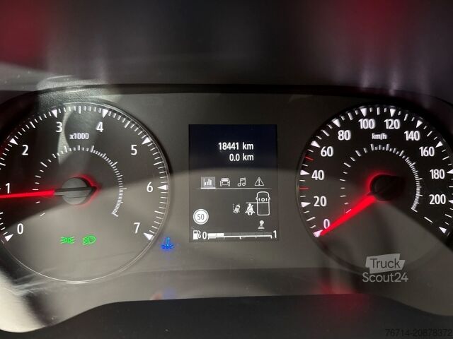 Furgon blaszak Renault Trafic L2H1 3,1T DCI KOMFORT BLUE dCi 150 LED+DAB