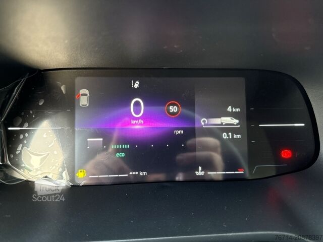 Furgon blaszak Renault Trafic KOMFORT L1H1 3,0t BLUE DCi 150 KAMERA+DAB