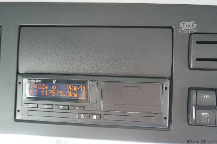 Volquete de 2 lados Mercedes-Benz Arocs 2640 6x4 / 100 tho. km! / HIAB