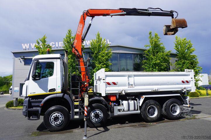 2-сторонній самоскид Mercedes-Benz Arocs 3236 8x4 / HDS Fassi F155A.0.22