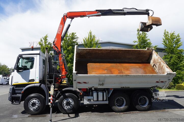 2-сторонній самоскид Mercedes-Benz Arocs 3236 8x4 / HDS Fassi F155A.0.22