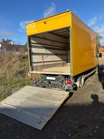 Transporter mit Koffer MERCEDES-BENZ Sprinter 513 Koffer/LBW