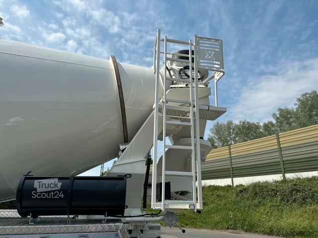 Betonmischer LKW MAN TGS 32.440 8x4 / Euromix MTP EM 9 L