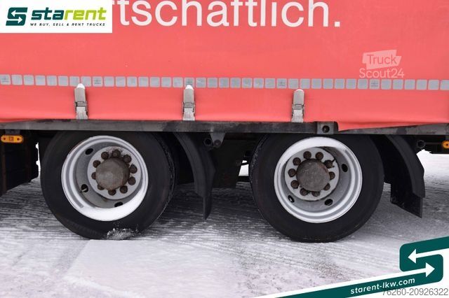 Remorcă deschisă cu prelată  Gföllner Tandemanhänger Bordwände Rampen 2 Achs