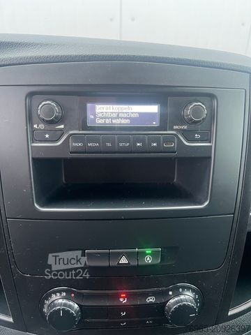 Duba panelată MERCEDES-BENZ Vito 110 LANG 6G KLIMA TEMPOMAT 2-SITZE SCHRÄNKE