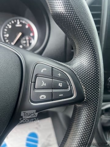 Duba panelată MERCEDES-BENZ Vito 110 LANG 6G KLIMA TEMPOMAT 2-SITZE SCHRÄNKE