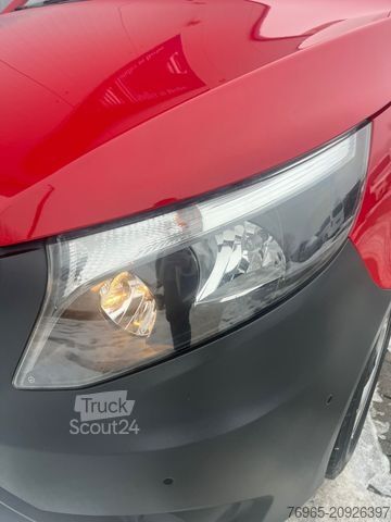 Duba panelată MERCEDES-BENZ Vito 110 LANG 6G KLIMA TEMPOMAT 2-SITZE SCHRÄNKE