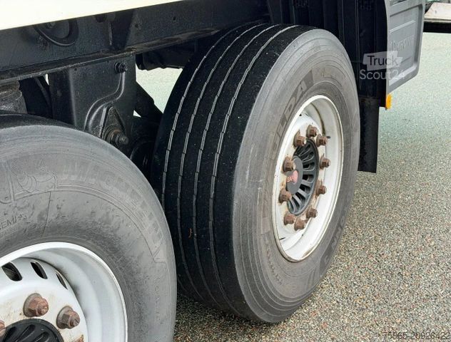 Kühlauflieger KRONE SD THERMO KING SLX300 DISC BRAKES LIFT AXLE 1340