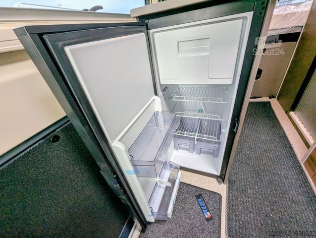 Kastenwagen Wohnmobil / Campervan BÜRSTNER B66 C 600 AUTOMATIK,RFK, MARKISE uvm.