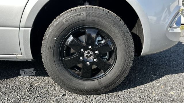 Polointegrovaný obytný vůz HYMER/ERIBA Tramp S 585 (32) SAT+TV, 170 PS