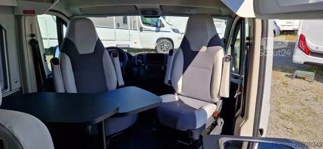 Asuntoauto VANTOURER 600 D (54) Aufstelldach, AHK,Markise