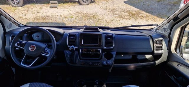 Asuntoauto VANTOURER 600 D (54) Aufstelldach, AHK,Markise