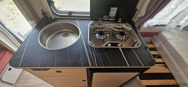 Caravana HYMER/ERIBA Touring 430 AUTARKPAKET,TANGO RED,MARKISE