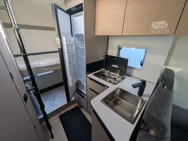 Teilintegriertes Wohnmobil BÜRSTNER Campeo TD 676 G UVP 94.850 ¤