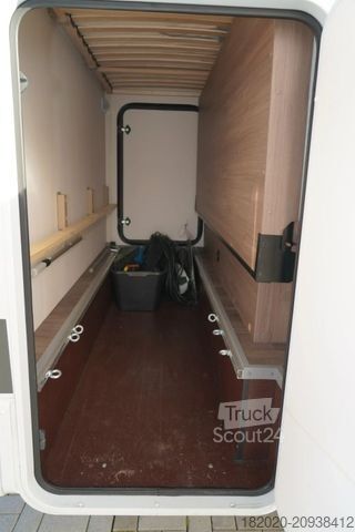 Alkovas kemperis CARADO A 361 PRO (60) Navi, RFK, SAT+TV