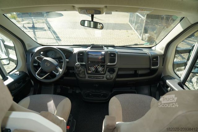 Alkovas kemperis CARADO A 361 PRO (60) Navi, RFK, SAT+TV