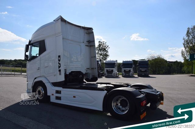 Standard nyergesvontató DAF XG+ 530 Leder Intarder Standklima ACC Alufelgen