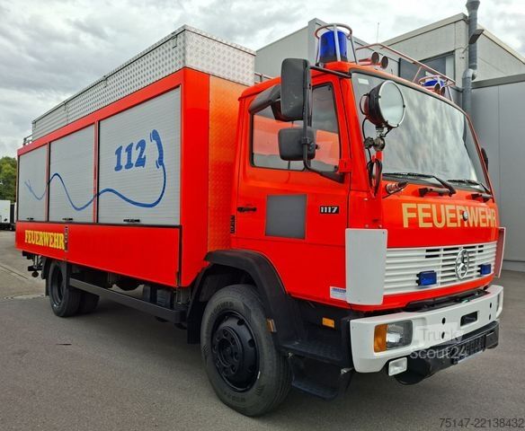 Camion caisson MERCEDES-BENZ 1117 Gerätewagen GW Feuerwehr Stromerzeuger