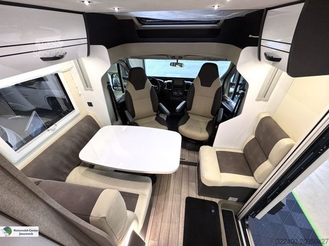 Autorulotă semi-integrată FORSTER T 699 EB Einzelbetten