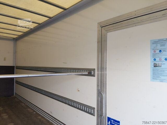 Camion caisson Iveco EuroCargo ML 75 E 19/P LBW Türe im Koffe