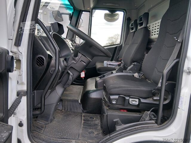 Camion caisson Iveco EuroCargo ML 75 E 19/P LBW Türe im Koffe