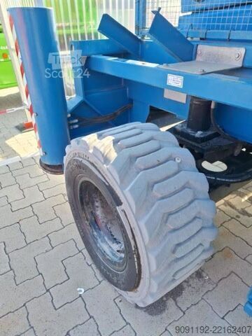 Nůžkový výtah Holland Lift HL-220 D25 4WD/P/N