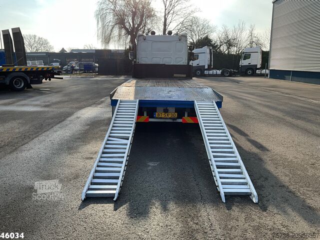 Fourgon porte-voitures Renault MIDLUM 240-12 Autotransporter met oprijrampen