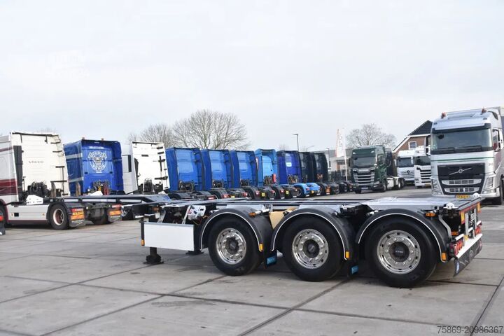 Containervervoer D-TEC FLEXITRAILER - ADR FL - ALL CONNECTIONS - LIFT ...