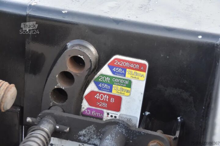 Containervervoer D-TEC FLEXITRAILER - ADR FL - ALL CONNECTIONS - LIFT ...