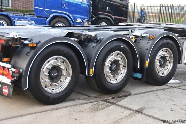 Containervervoer D-TEC FLEXITRAILER - ADR FL - ALL CONNECTIONS - LIFT ...