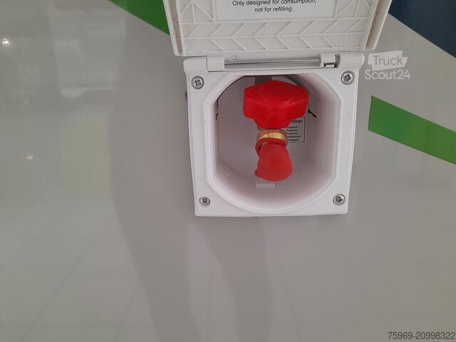 Halvintegrerad husbil CHAUSSON 724 ETAPE LINE