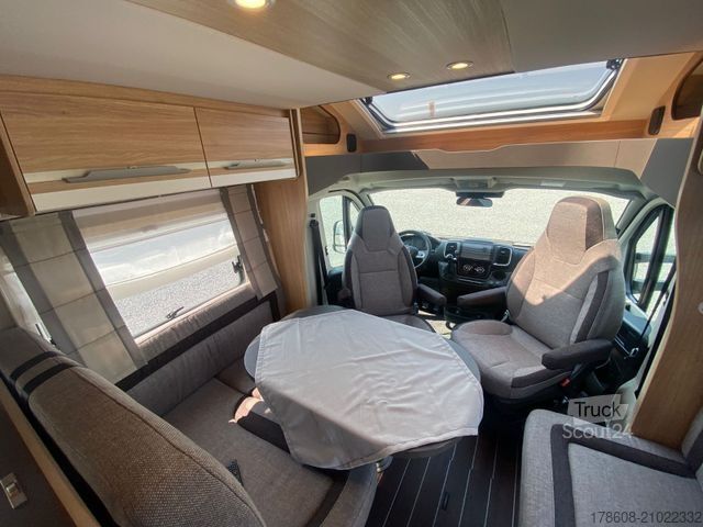 Camping-car semi-intégré KNAUS Sky Wave 700 MEG 4,4t, 160PS, 5-Sitze + Hundebox