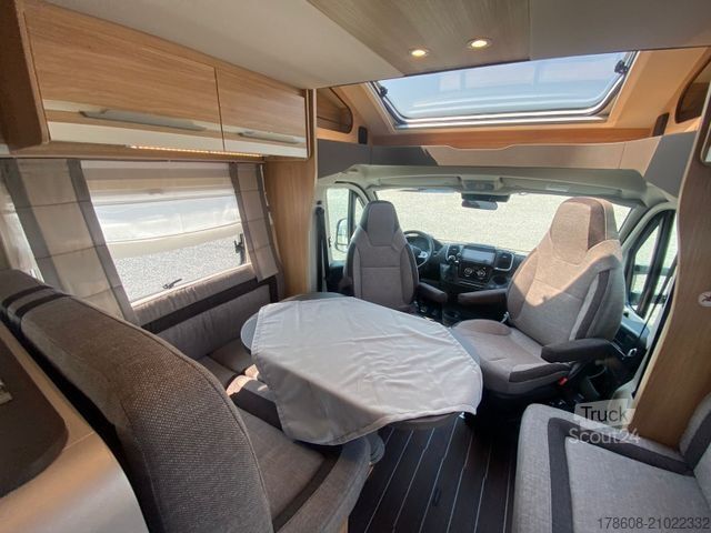 Camping-car semi-intégré KNAUS Sky Wave 700 MEG 4,4t, 160PS, 5-Sitze + Hundebox