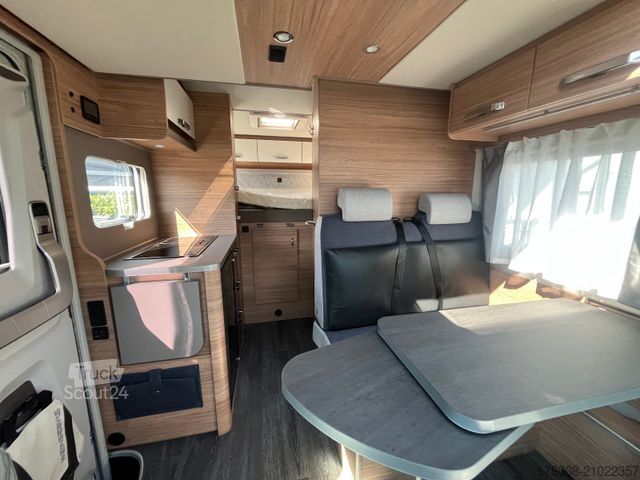 Camping-car semi-intégré WEINSBERG CaraSuite 550 MG 165PS Auto, AHK, nur 5,99 mtr