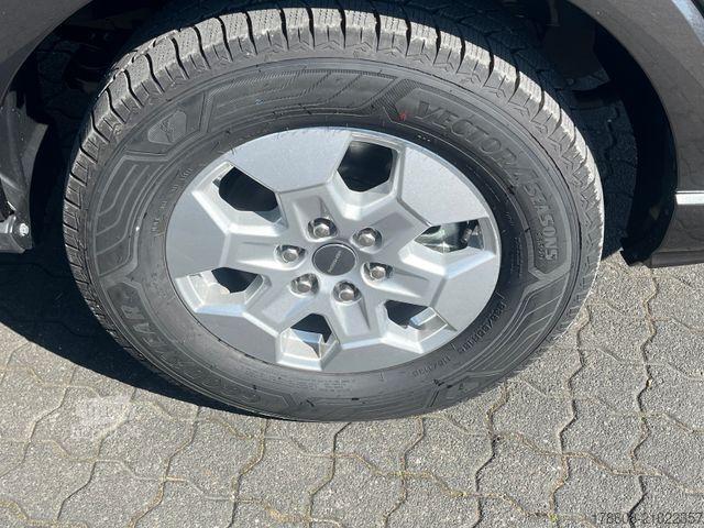 Camping-car semi-intégré WEINSBERG CaraSuite 550 MG 165PS Auto, AHK, nur 5,99 mtr