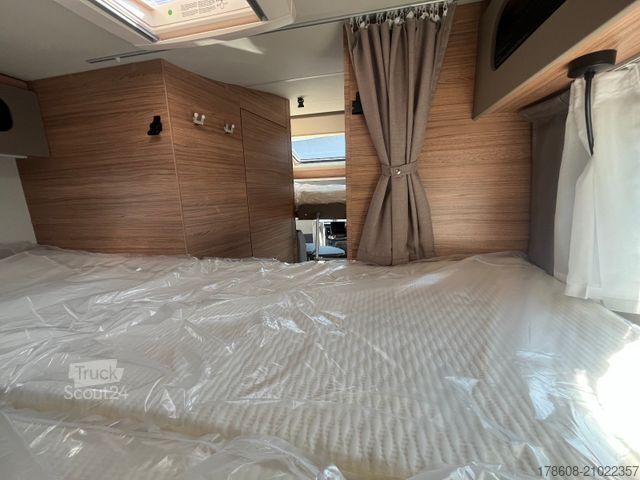 Camping-car semi-intégré WEINSBERG CaraSuite 550 MG 165PS Auto, AHK, nur 5,99 mtr