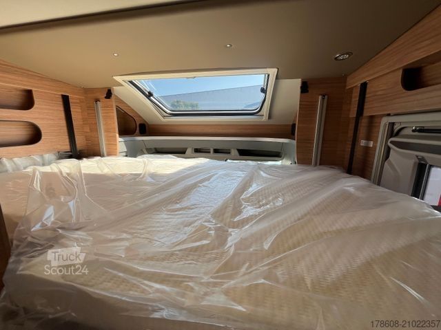 Camping-car semi-intégré WEINSBERG CaraSuite 550 MG 165PS Auto, AHK, nur 5,99 mtr