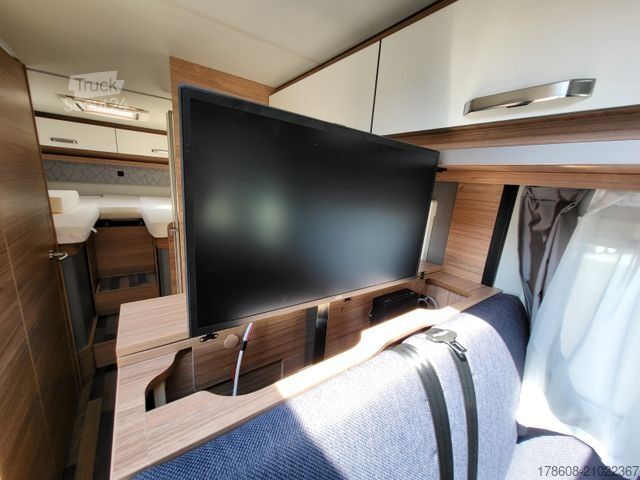 Camping-car intégral WEINSBERG CaraCore 700 MEG, 180PS, Auto, Solar, Alarm TV