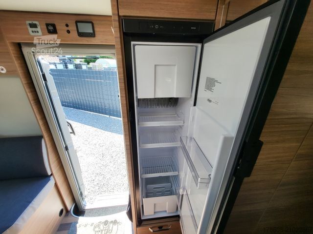 Camping-car intégral WEINSBERG CaraCore 700 MEG, 180PS, Auto, Solar, Alarm TV