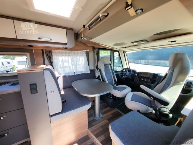 Camping-car intégral WEINSBERG CaraCore 700 MEG, 180PS, Auto, Solar, Alarm TV