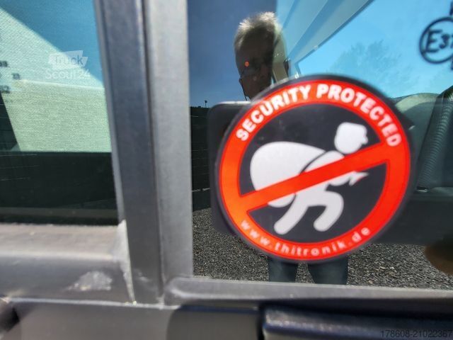 Camping-car intégral WEINSBERG CaraCore 700 MEG, 180PS, Auto, Solar, Alarm TV