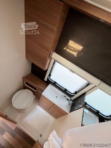 Caravane WEINSBERG CaraOne 480 EU Glattblech, FBH, 17"Alu, viel Zub